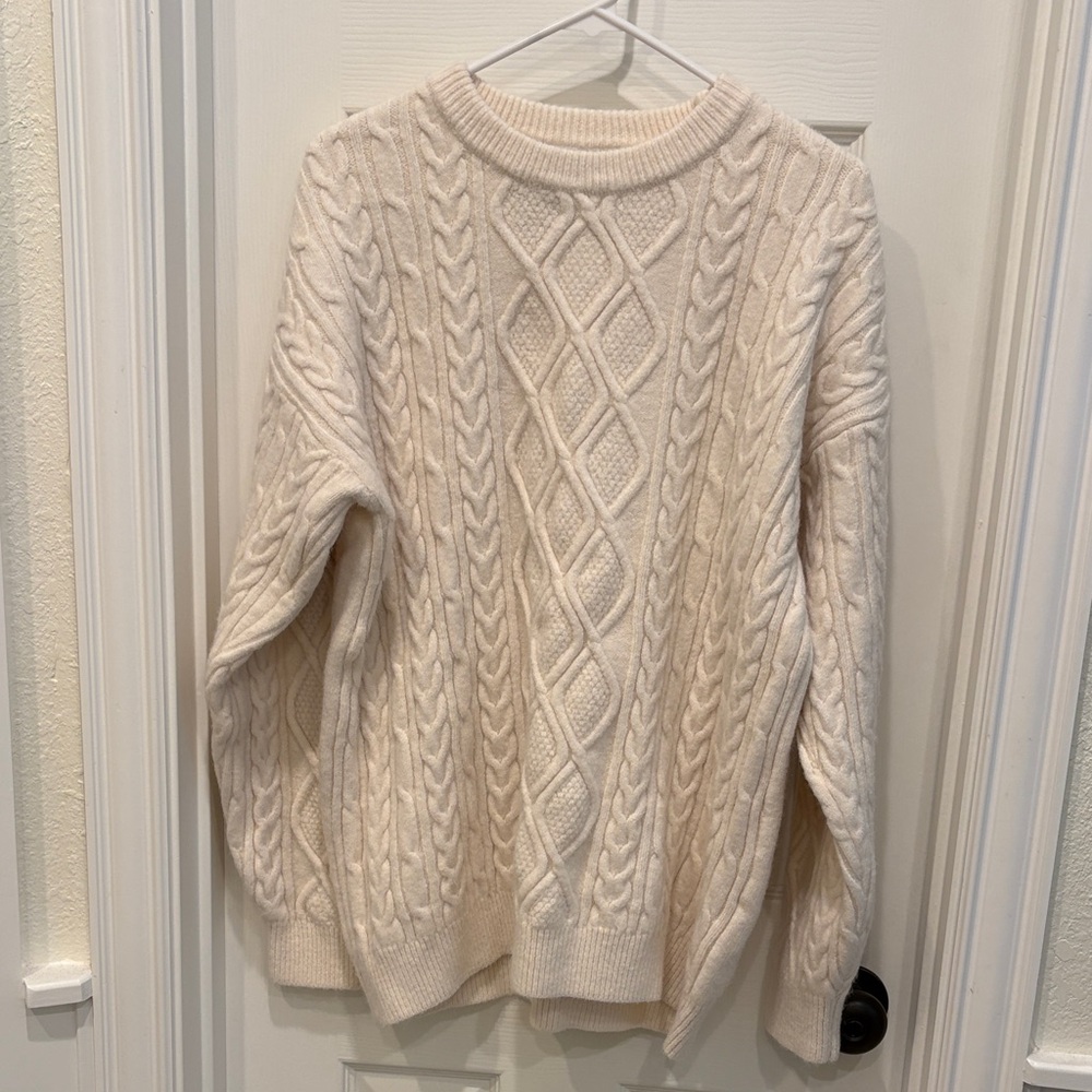 Aelfric Eden Ivory Cable Knit Crewneck Sweater